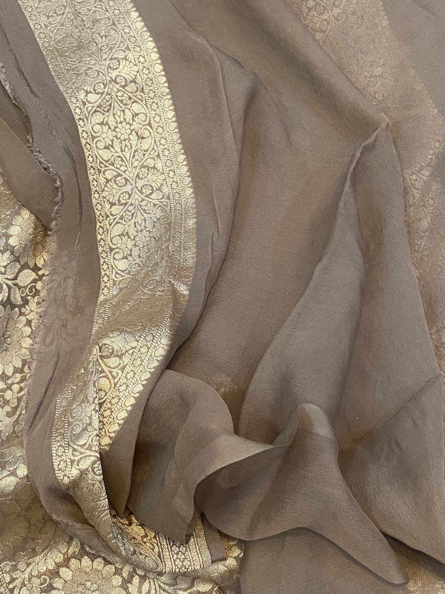 Khaddi Georgette Handloom Banarasi Saree