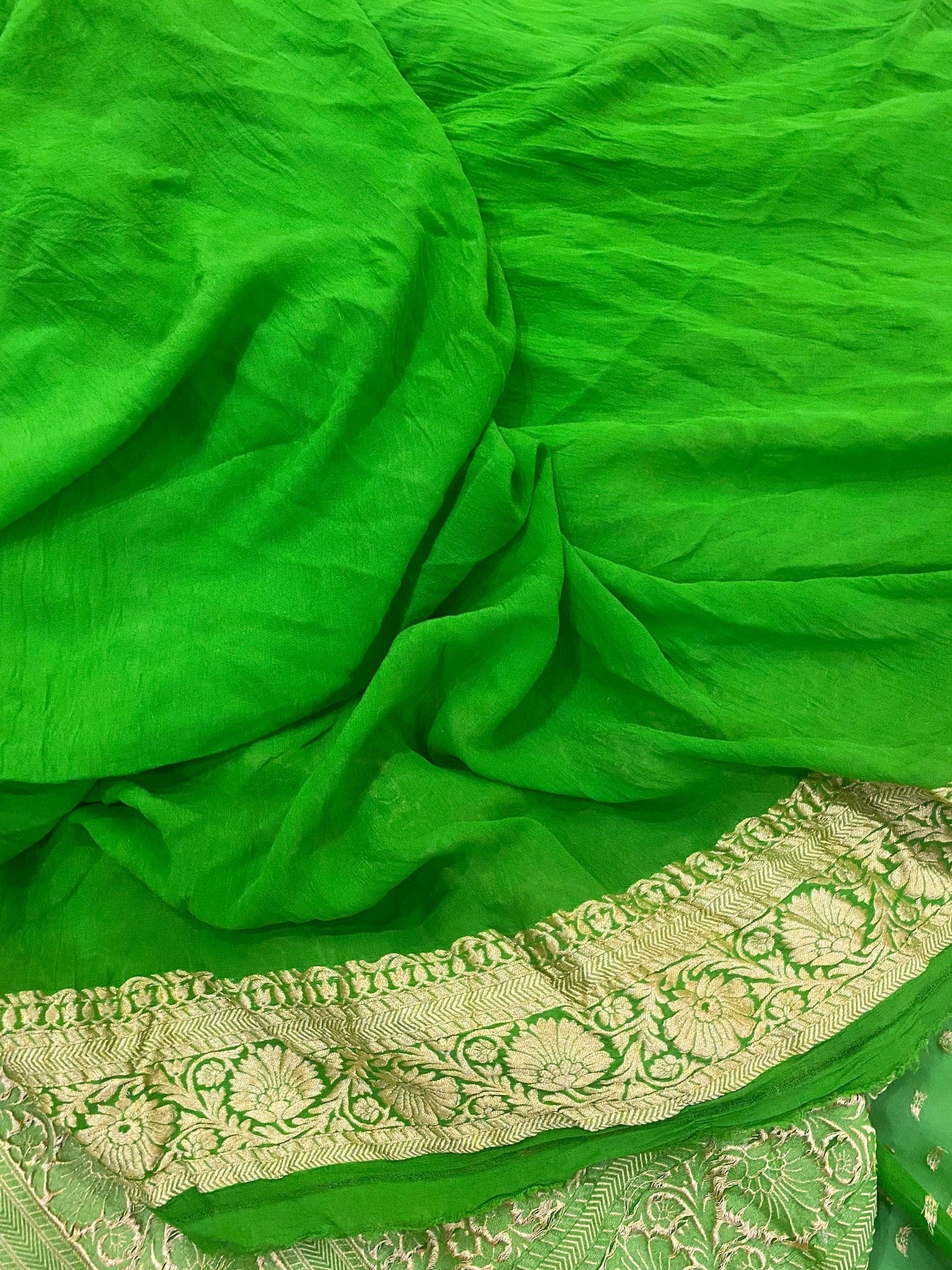 Khaddi Georgette Banarasi Saree - Gold zari