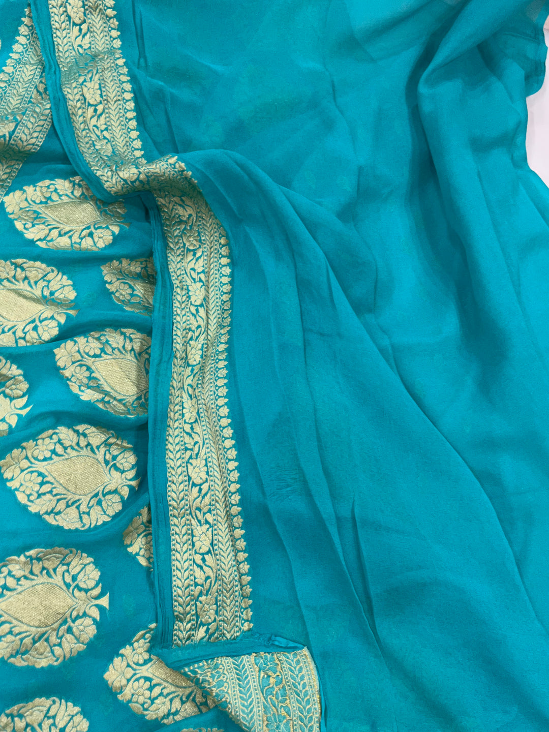 Khaddi Georgette Banarasi Saree - Gold zari