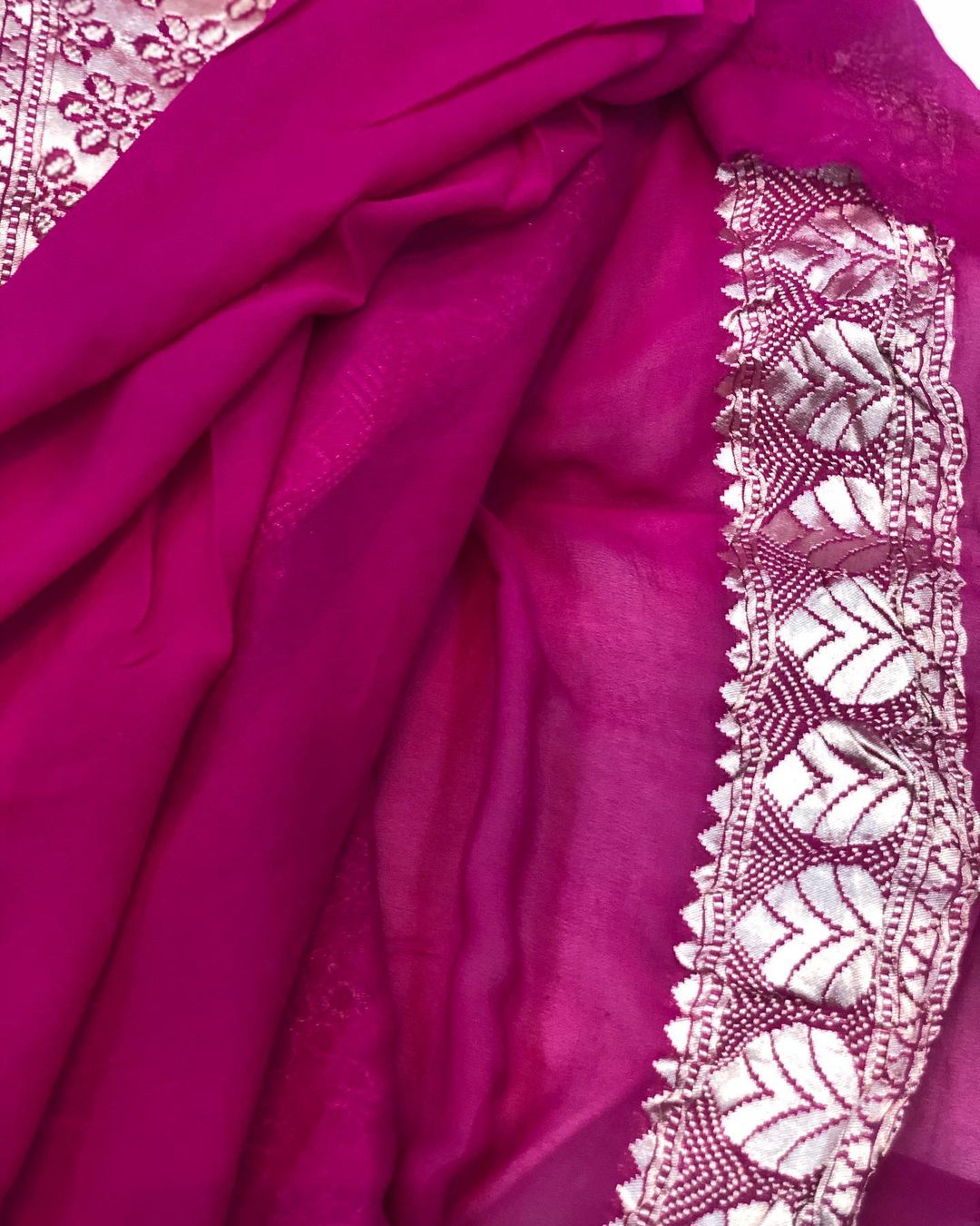 Khaddi Georgette Handloom Banarasi Saree