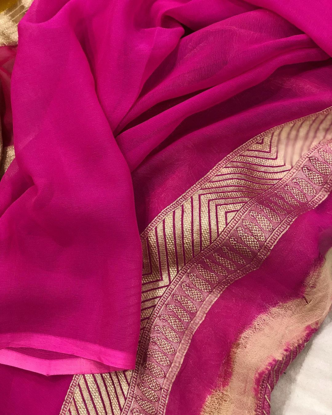 Khaddi Georgette Handloom Banarasi Saree