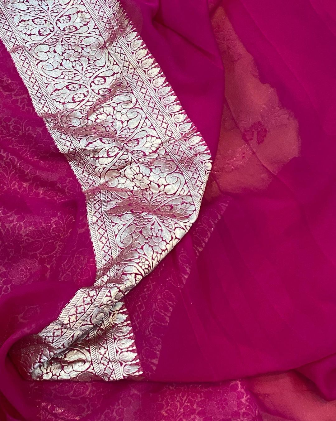 Khaddi Georgette Handloom Banarasi Saree