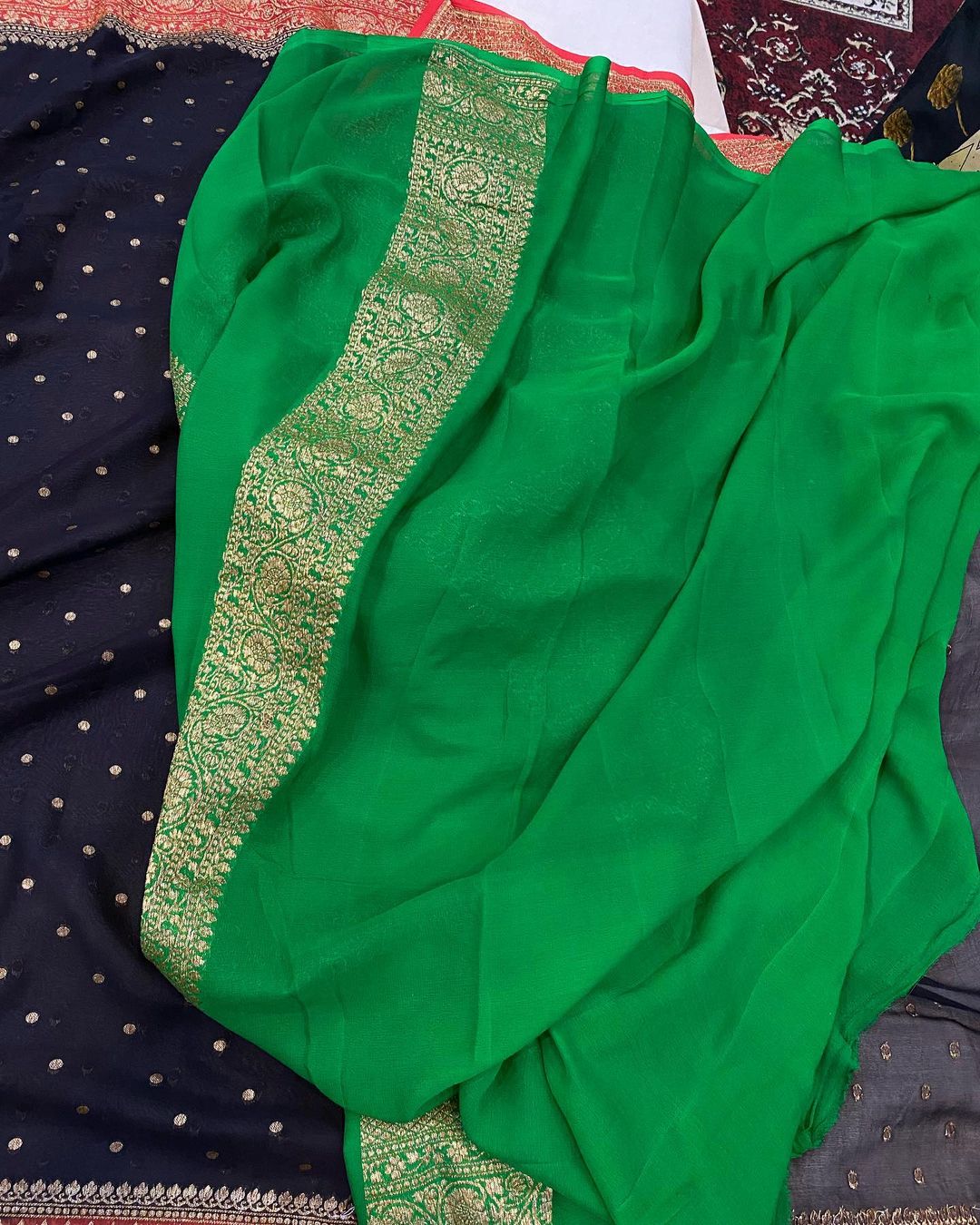 Khaddi Georgette Banarasi Saree - Antique zari
