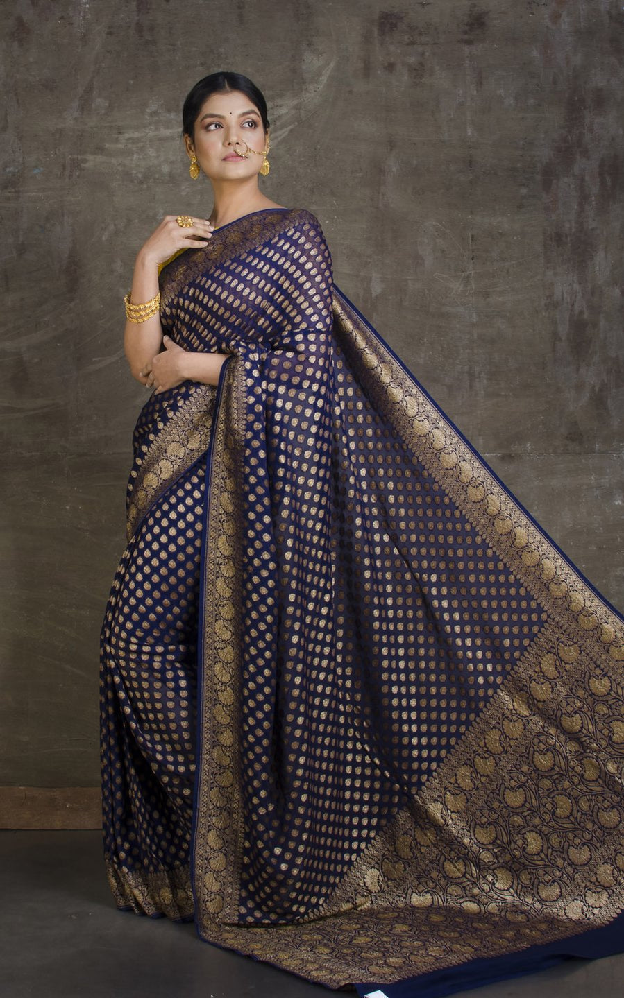 Khaddi Georgette Banarasi Saree - Antique zari