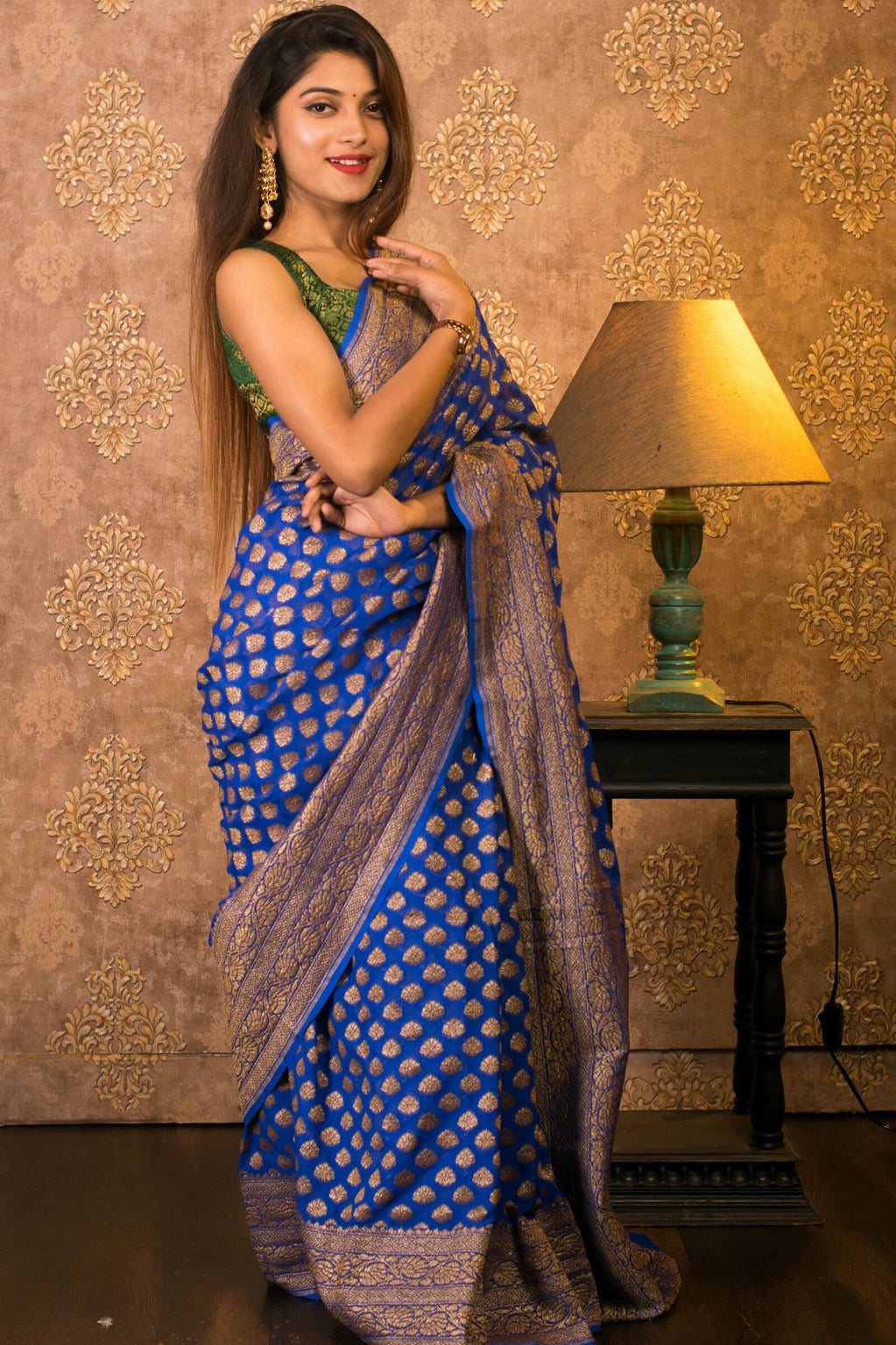 Khaddi Georgette Banarasi Saree - Antique zari