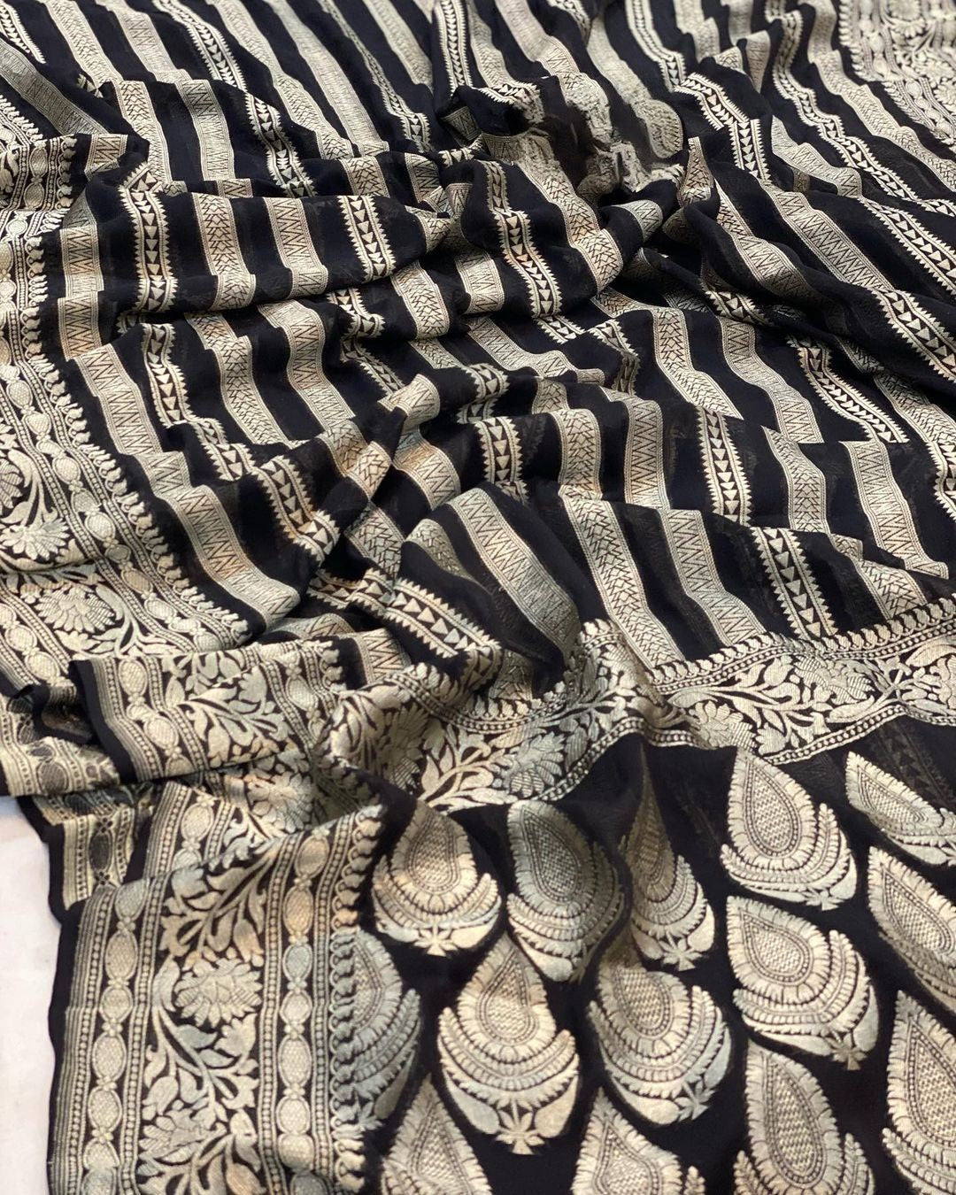 Khaddi Georgette Handloom Banarasi Saree