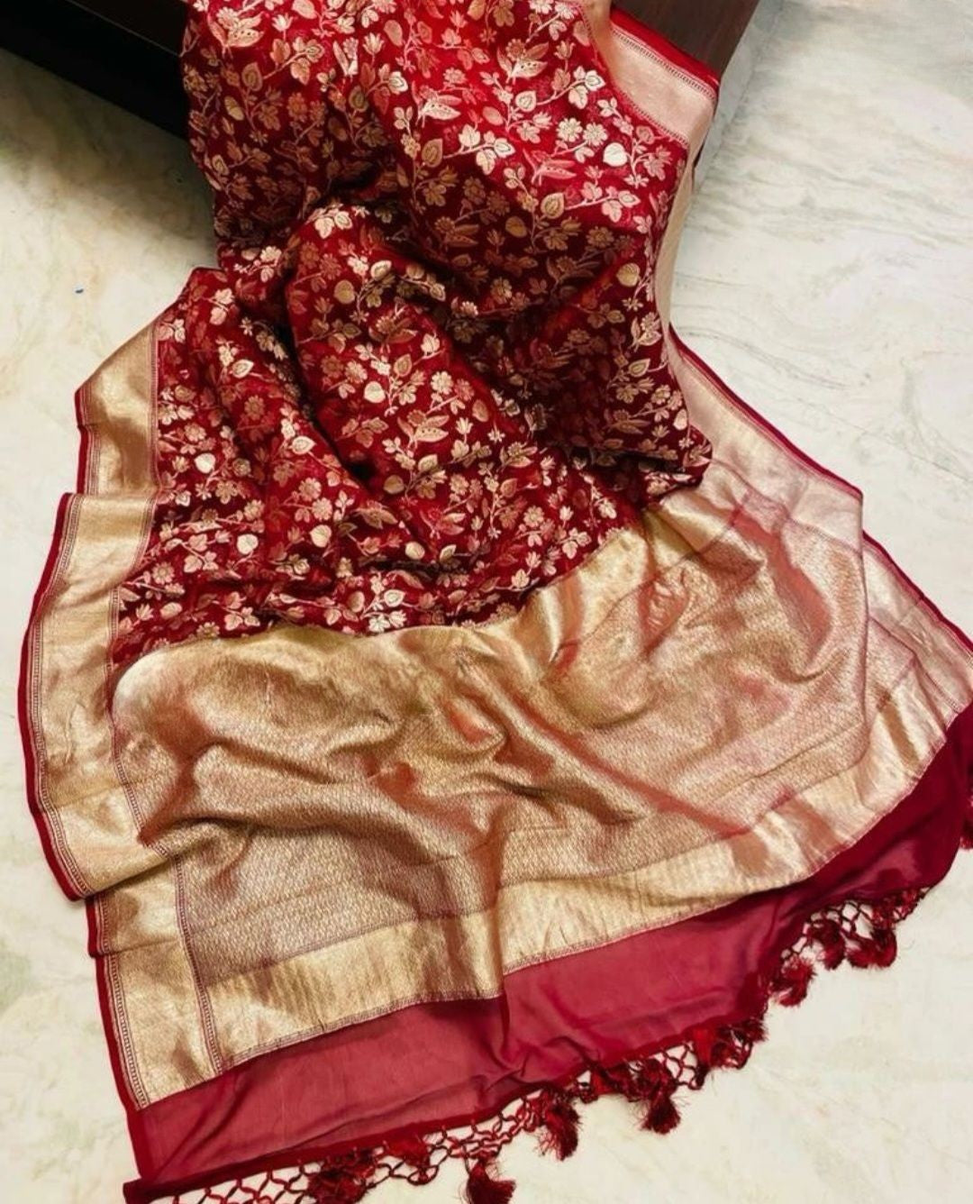 Khaddi Georgette Handloom Banarasi Saree