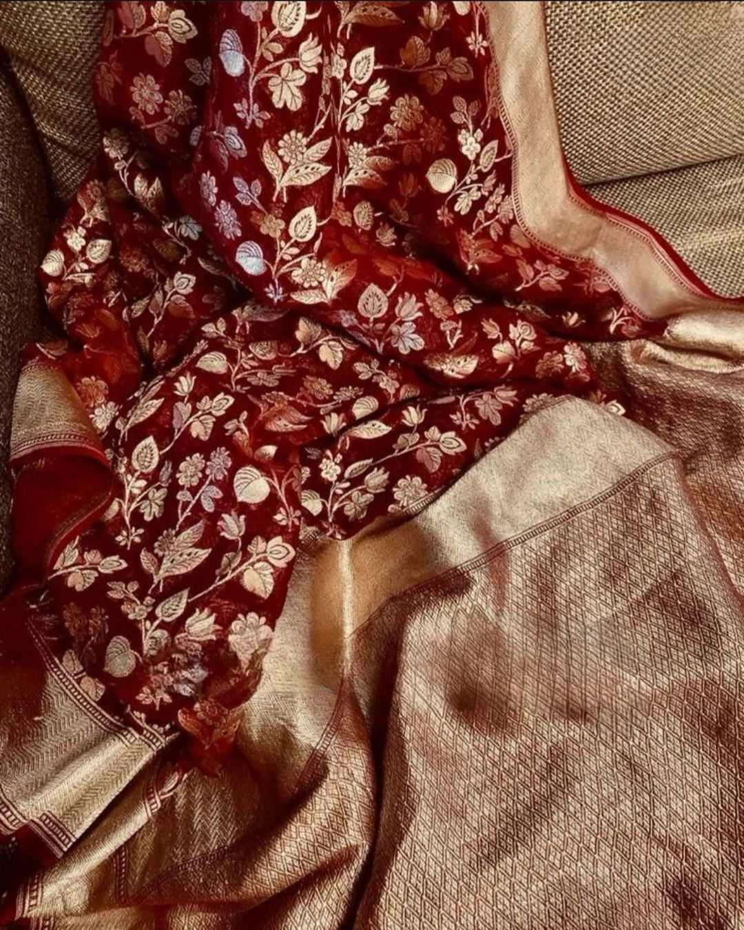 Khaddi Georgette Handloom Banarasi Saree