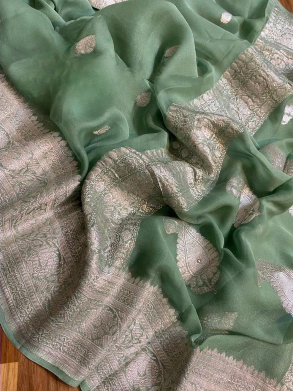 Pure Georgette Handloom Banarasi Saree
