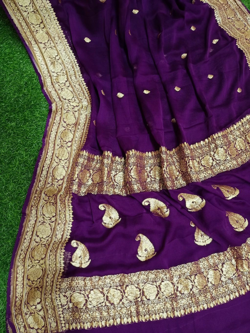 Khaddi Georgette Banarasi Saree - Gold zari