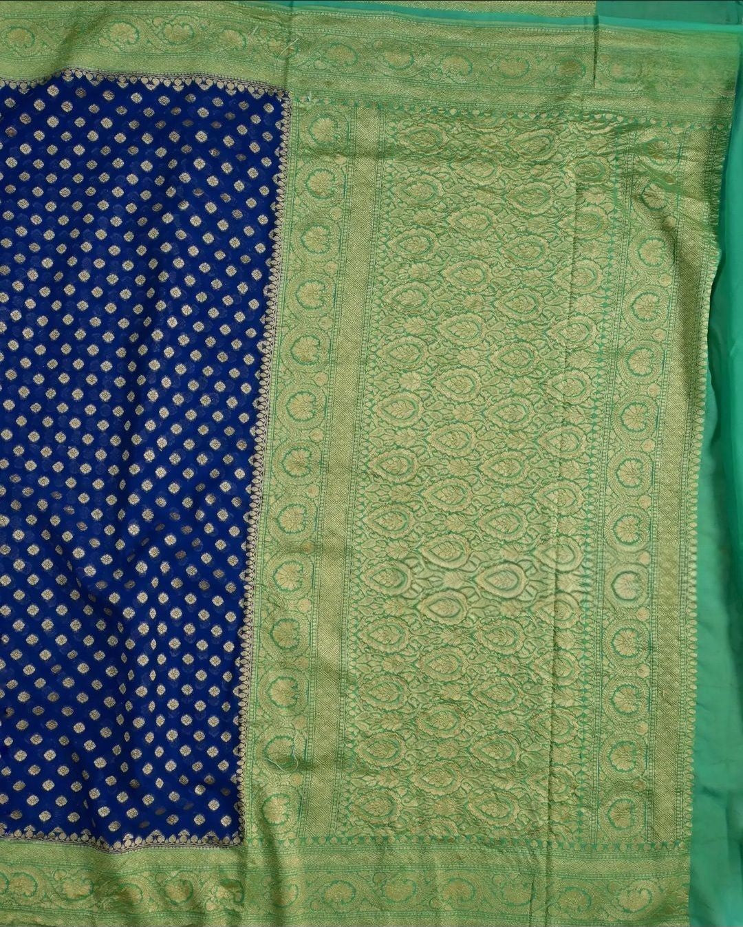 Khaddi Georgette Banarasi Saree - Gold zari