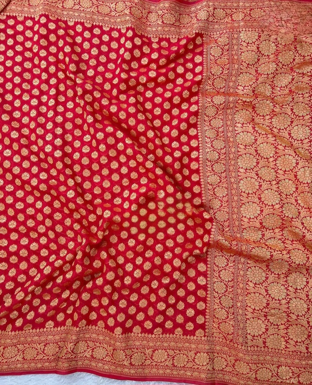Khaddi Georgette Banarasi Saree - Gold zari