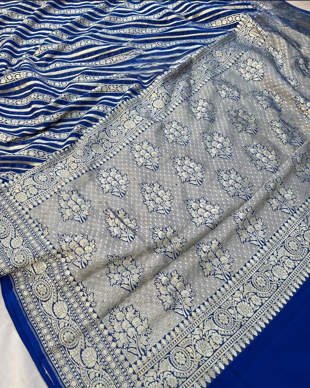 Khaddi Georgette Banarasi Saree - Gold zari