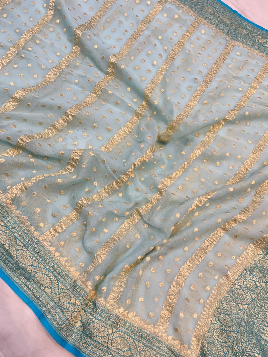 Khaddi Georgette Banarasi Saree - Gold zari