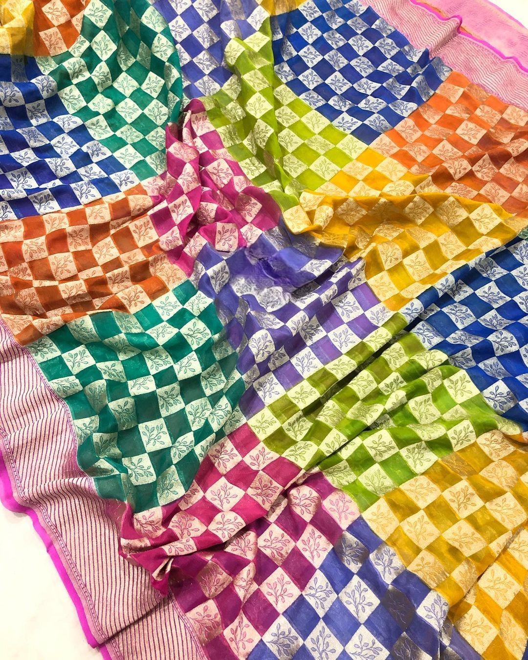Khaddi Georgette Handloom Banarasi Saree