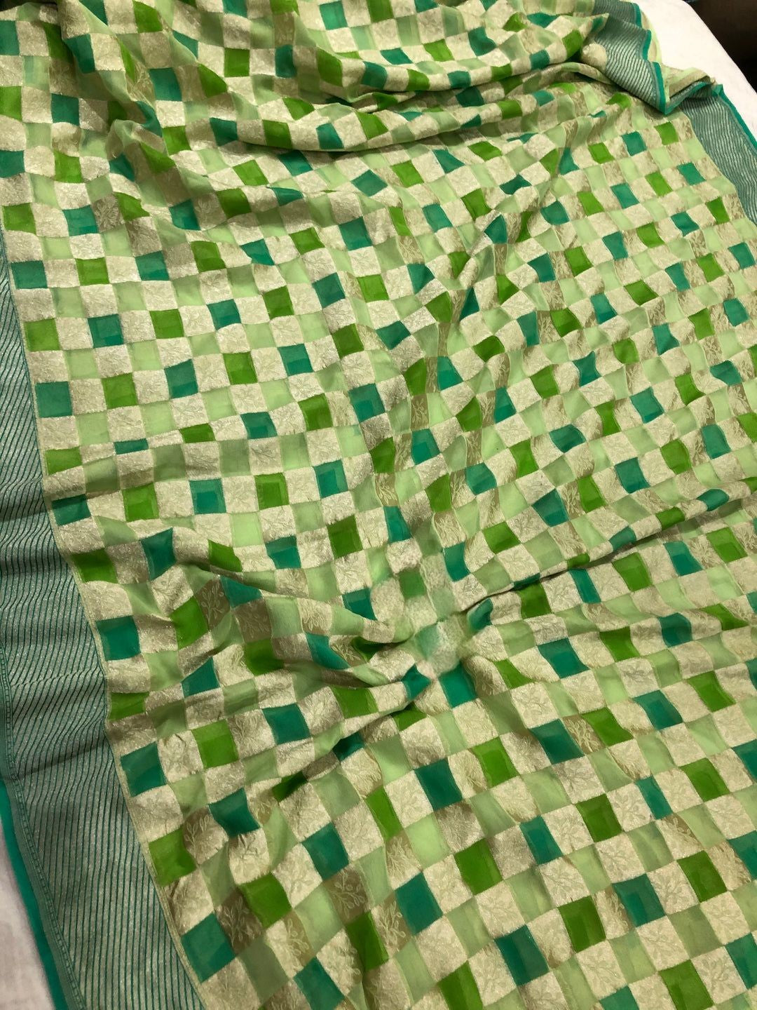 Khaddi Georgette Handloom Banarasi Saree