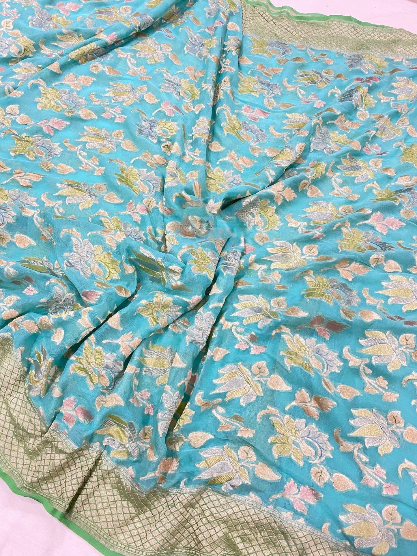 Khaddi Georgette Handloom Banarasi Saree