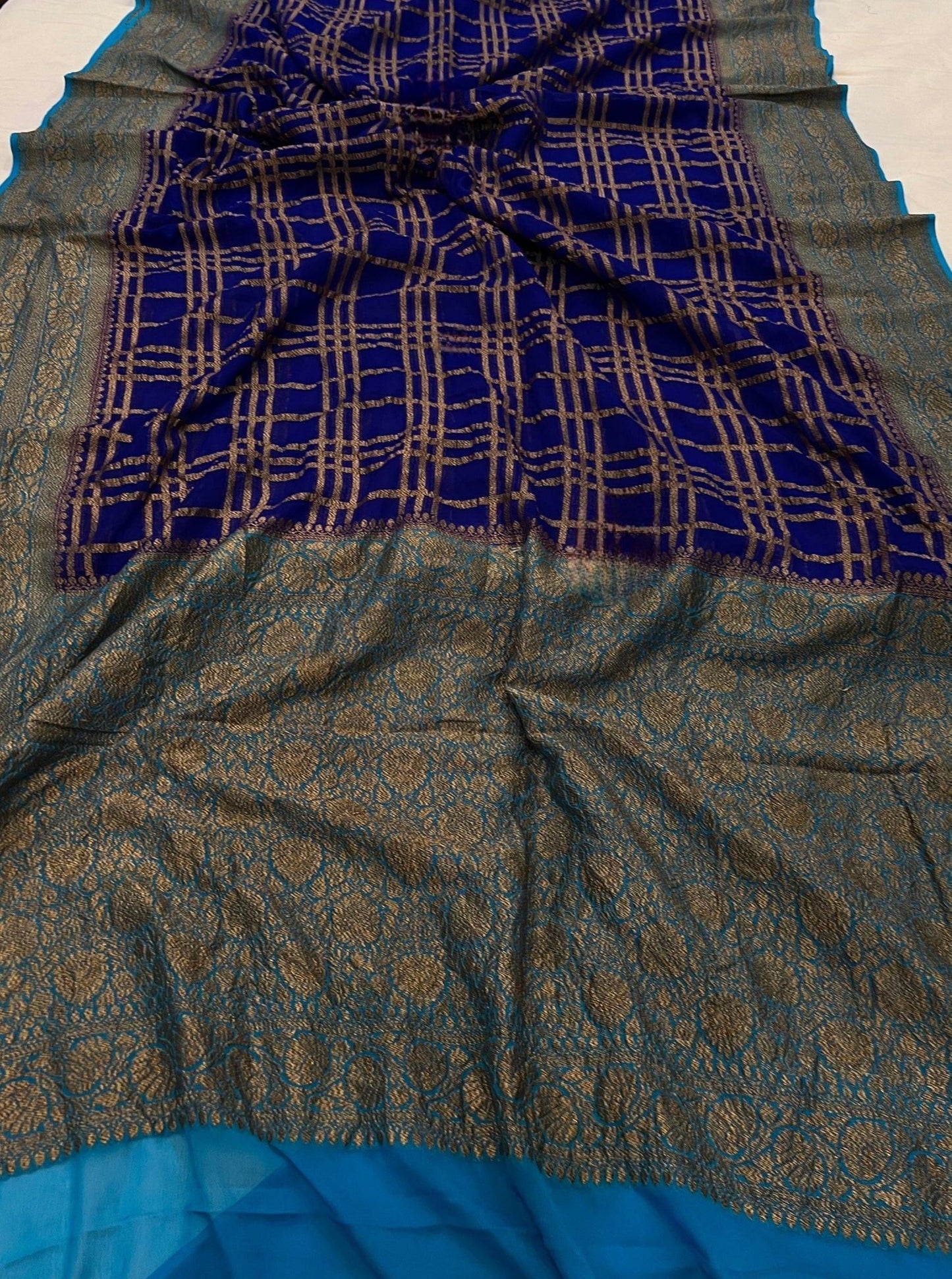 Khaddi Georgette Banarasi Saree - Antique zari