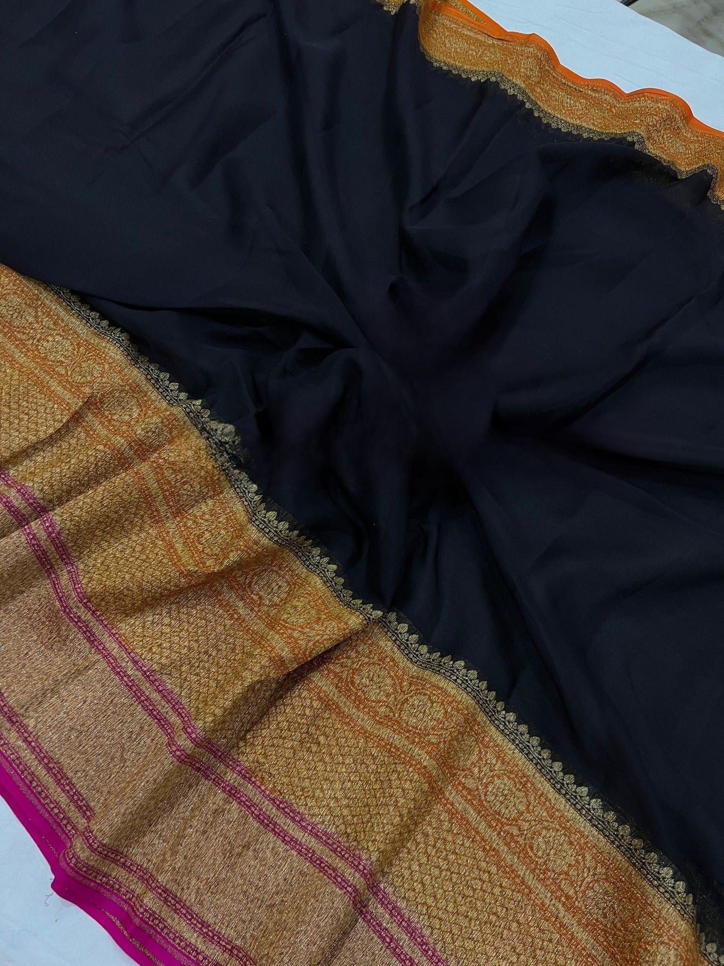 Khaddi Georgette Banarasi Saree - Antique zari