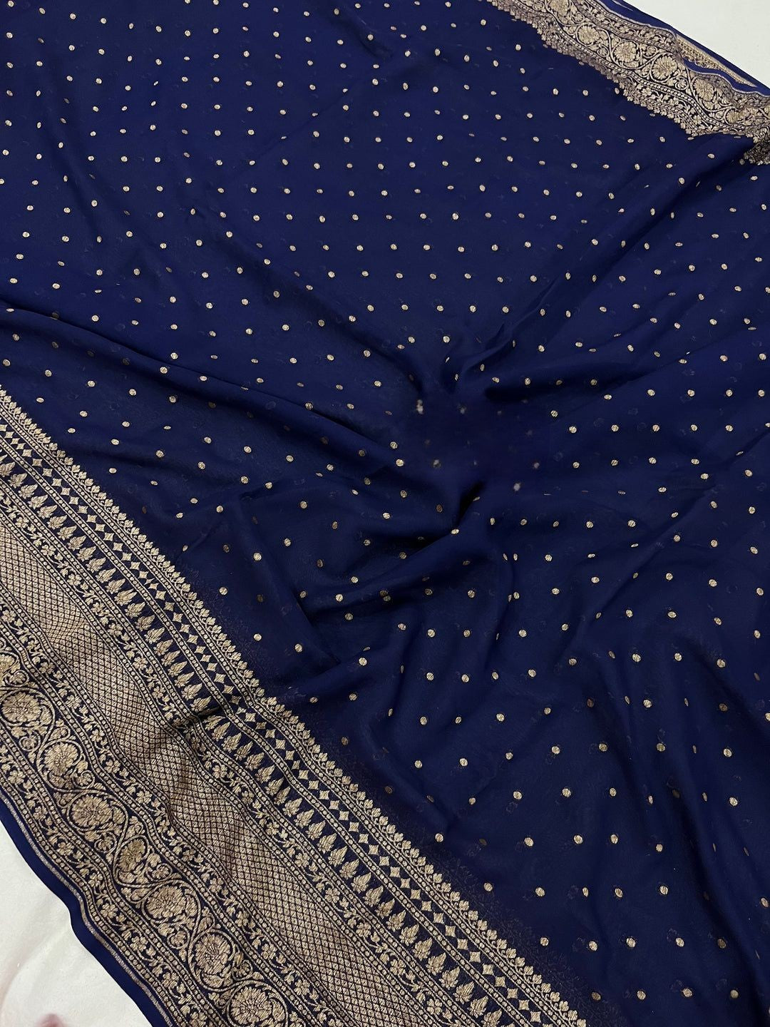 Khaddi Georgette Banarasi Saree - Antique zari