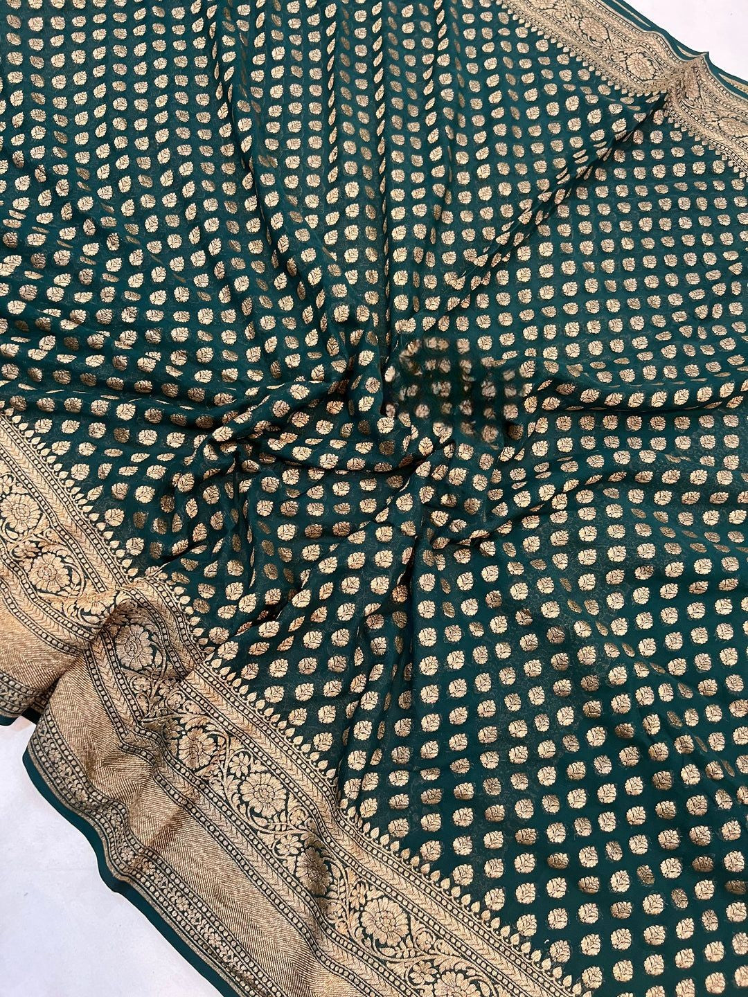 Khaddi Georgette Banarasi Saree - Antique zari