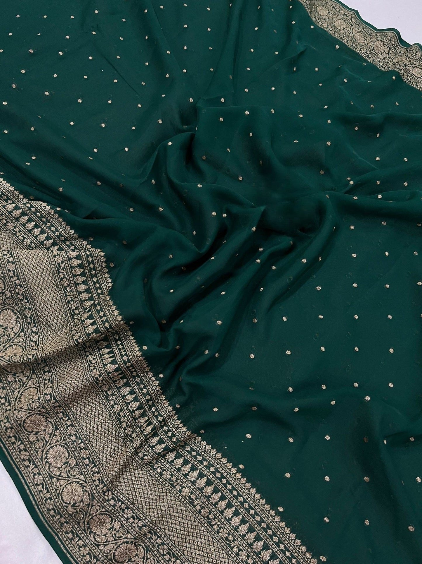 Khaddi Georgette Banarasi Saree - Antique zari