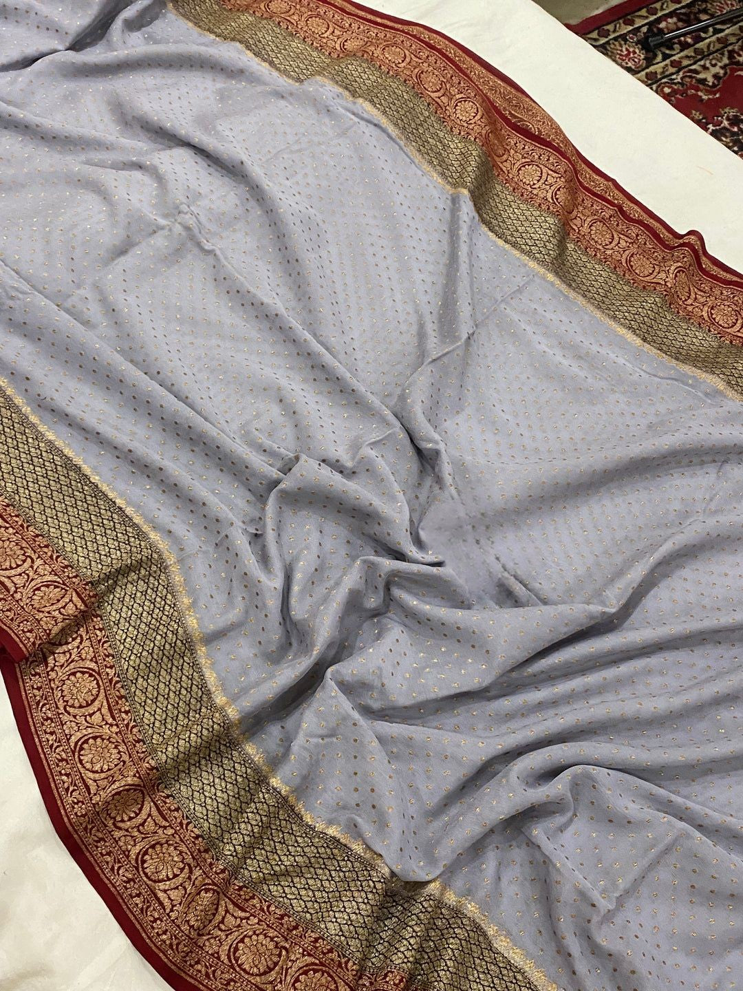 Khaddi Georgette Banarasi Saree - Antique zari