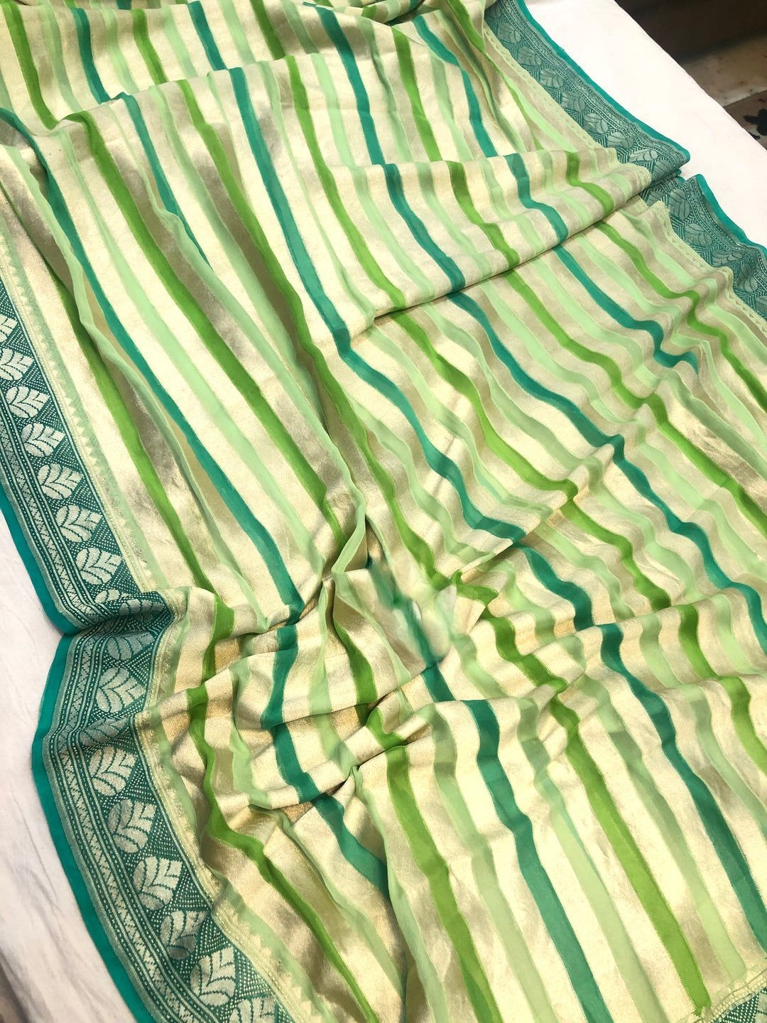Khaddi Georgette Handloom Banarasi Saree