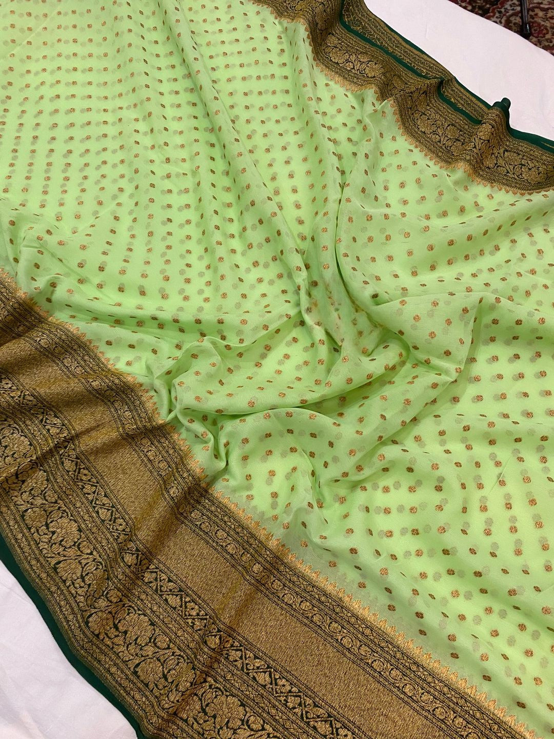 Khaddi Georgette Banarasi Saree - Antique zari