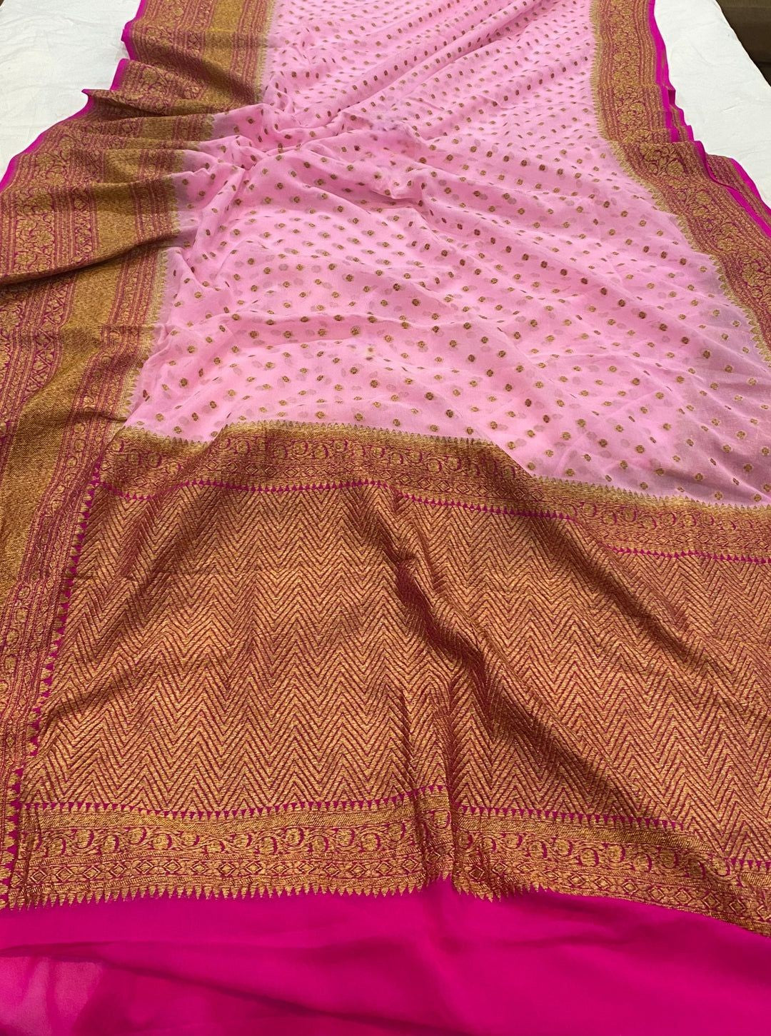 Khaddi Georgette Banarasi Saree - Antique zari