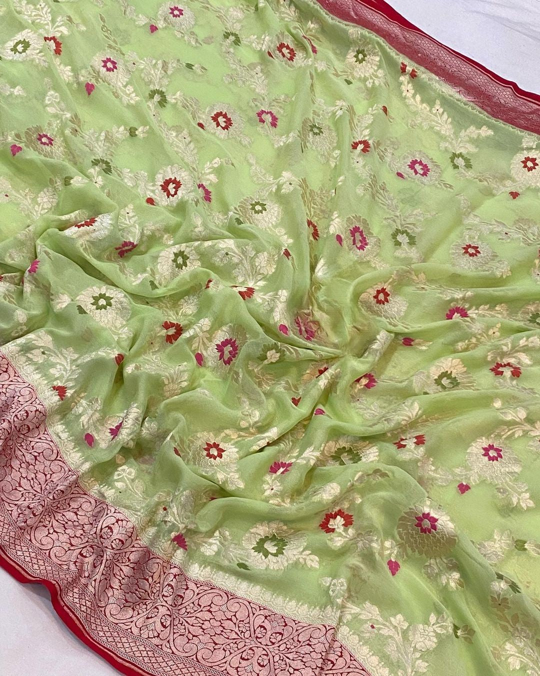 Khaddi Georgette Handloom Banarasi Saree