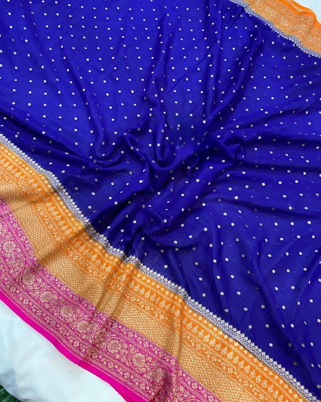 Khaddi Georgette Banarasi Saree - Antique zari