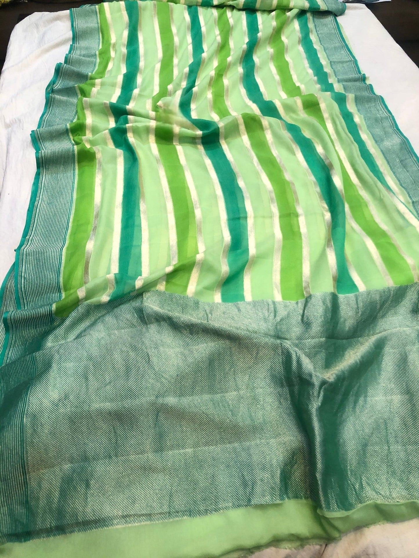 Khaddi Georgette Handloom Banarasi Saree
