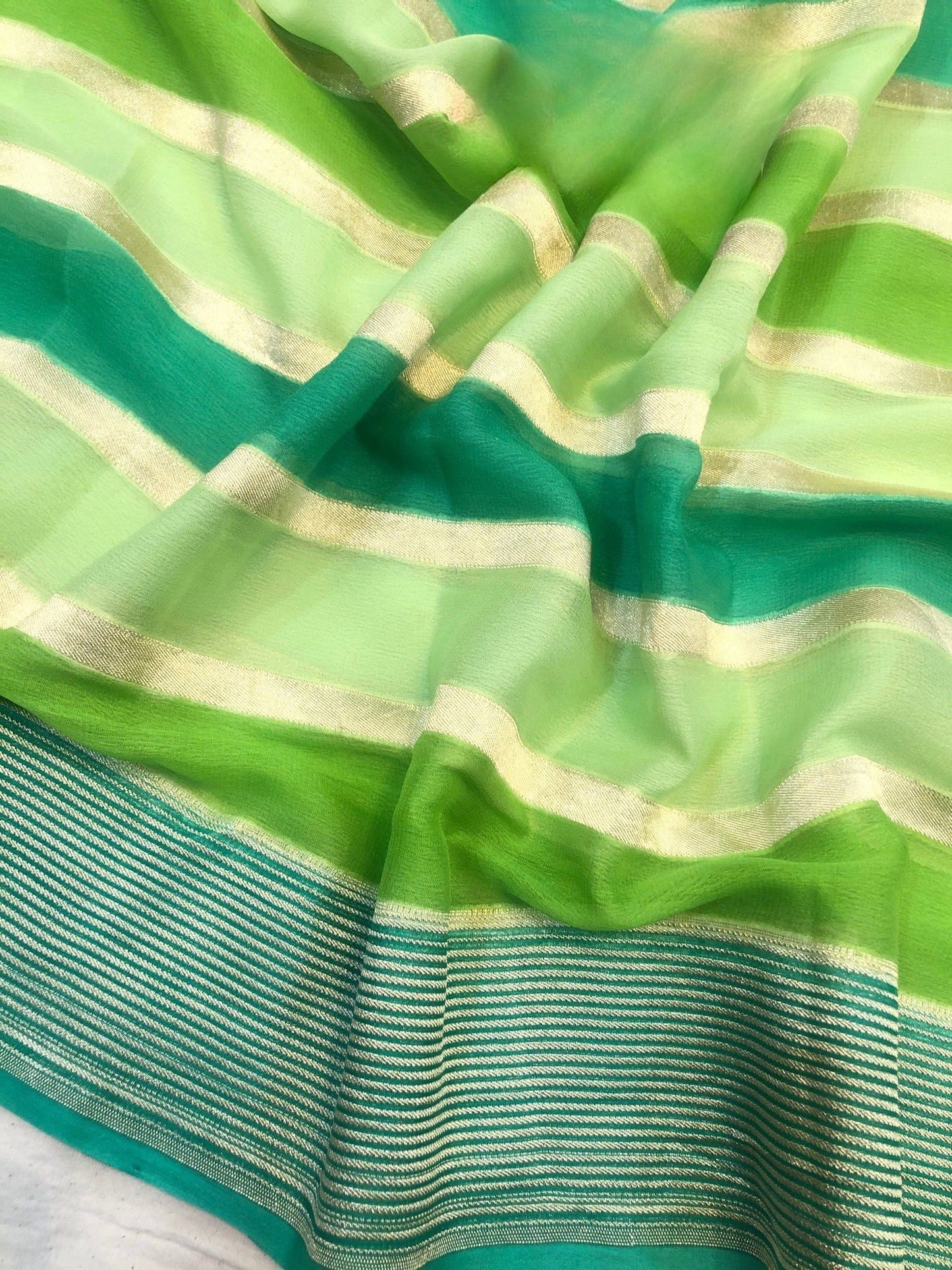 Khaddi Georgette Handloom Banarasi Saree