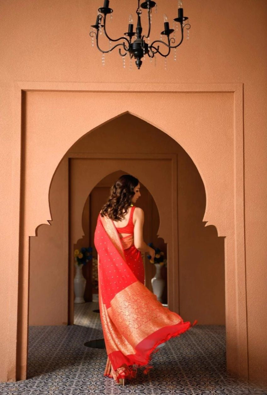 Khaddi Georgette Banarasi Saree - Gold zari