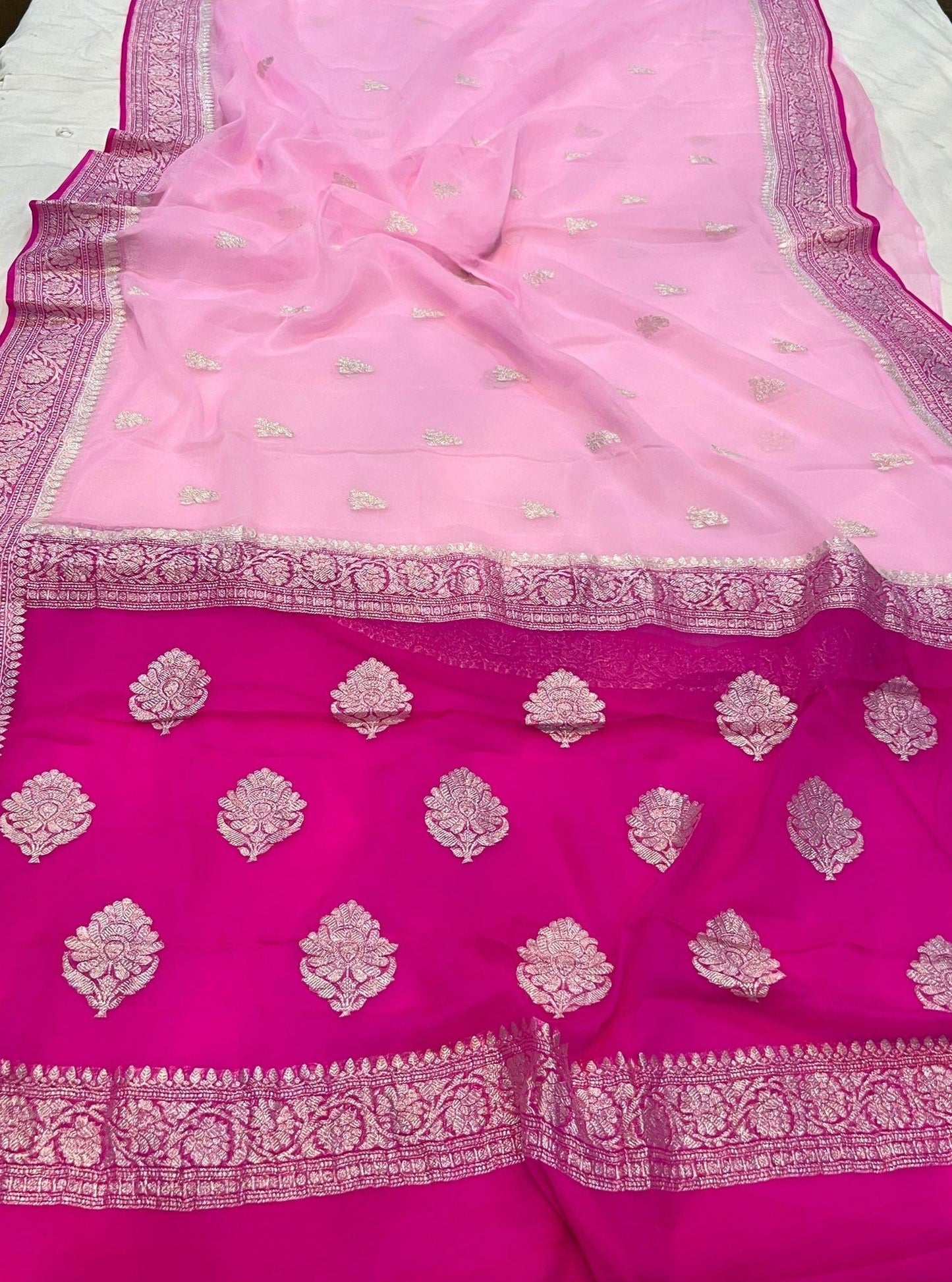 Pure Georgette Handloom Banarasi Saree