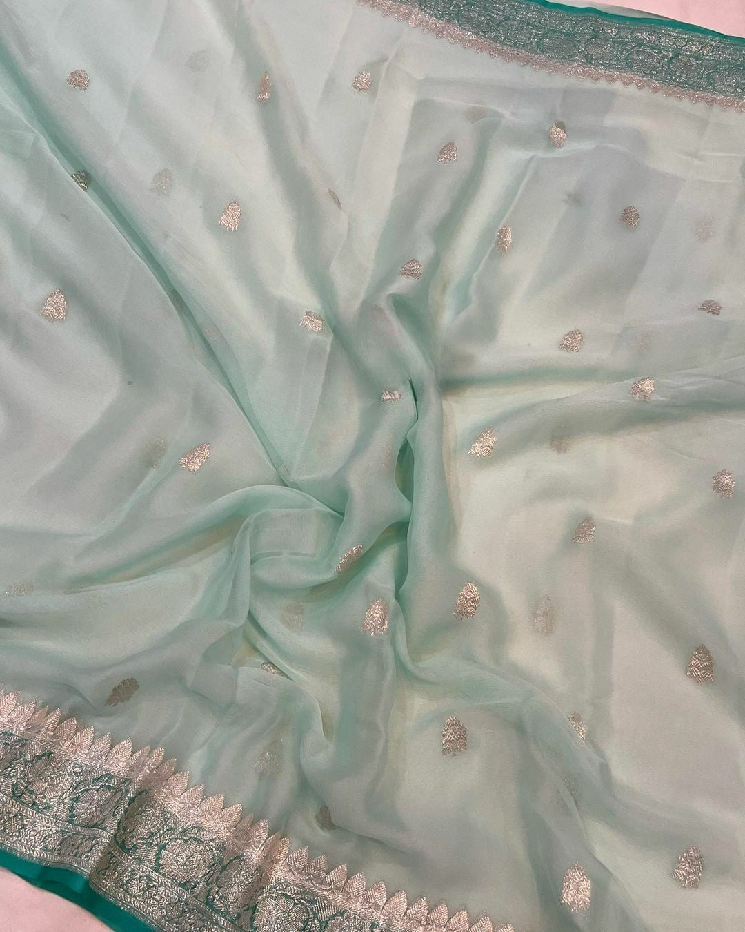 Pure Georgette Handloom Banarasi Saree