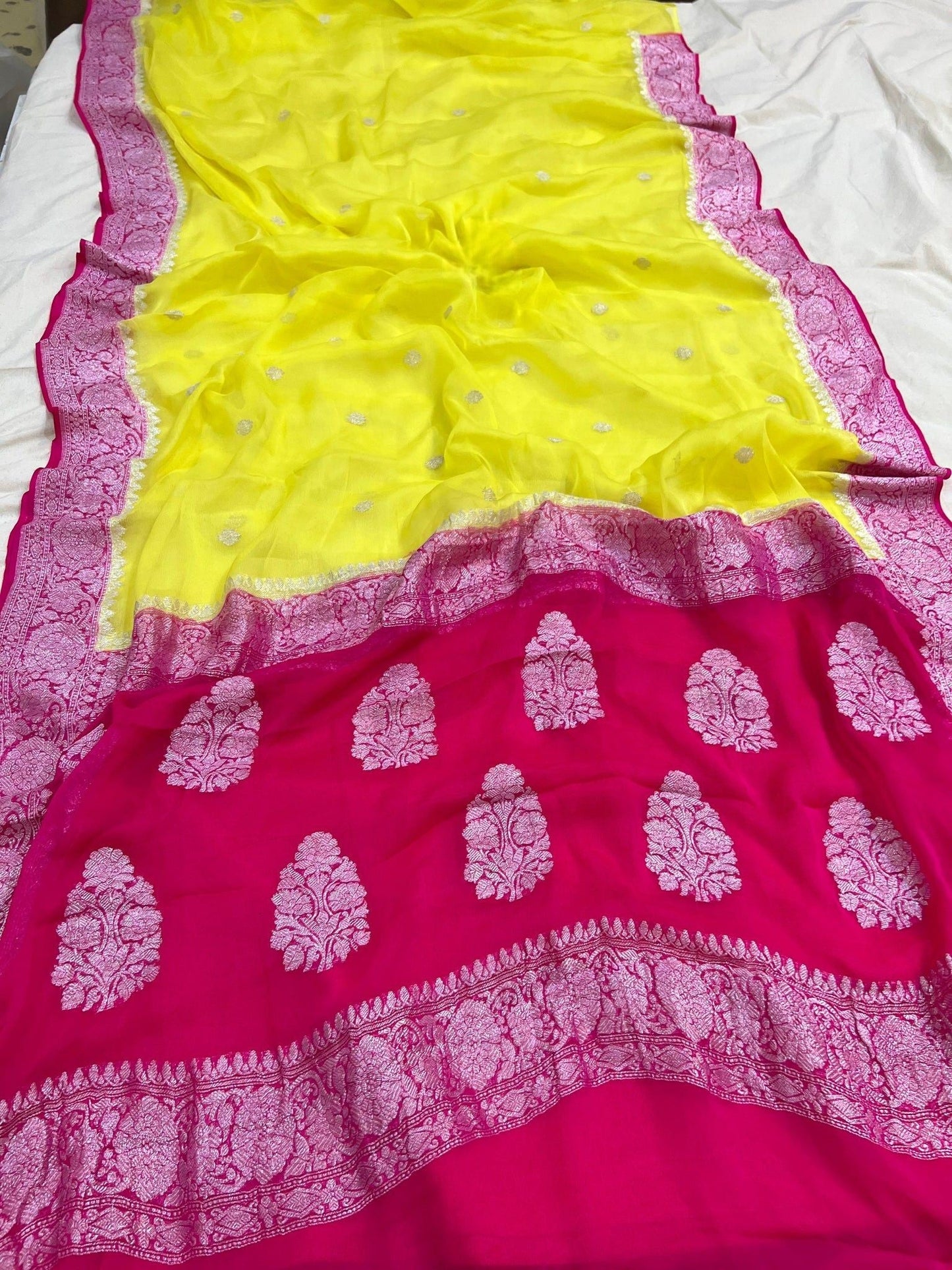Pure Georgette Handloom Banarasi Saree