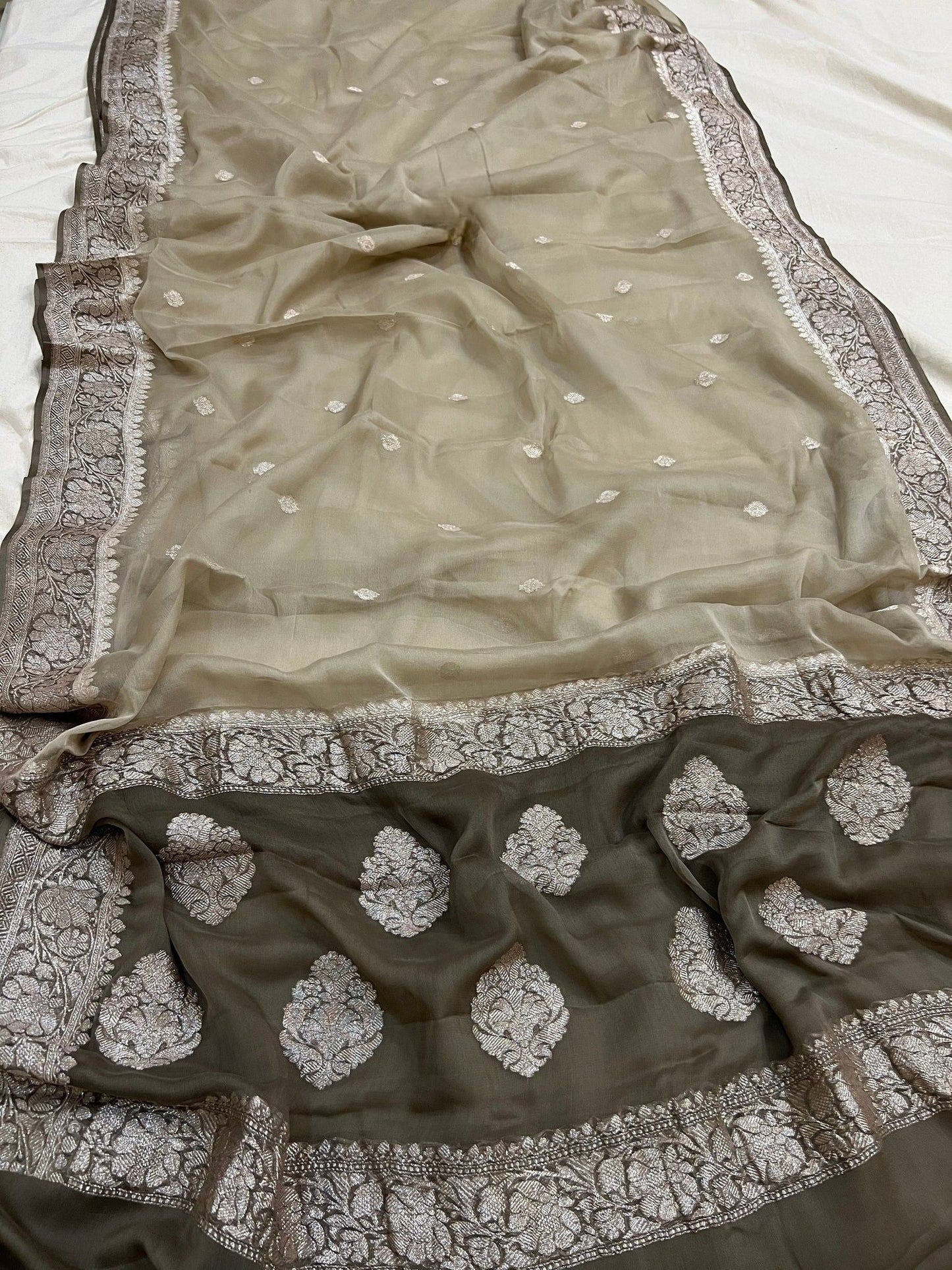 Pure Georgette Handloom Banarasi Saree