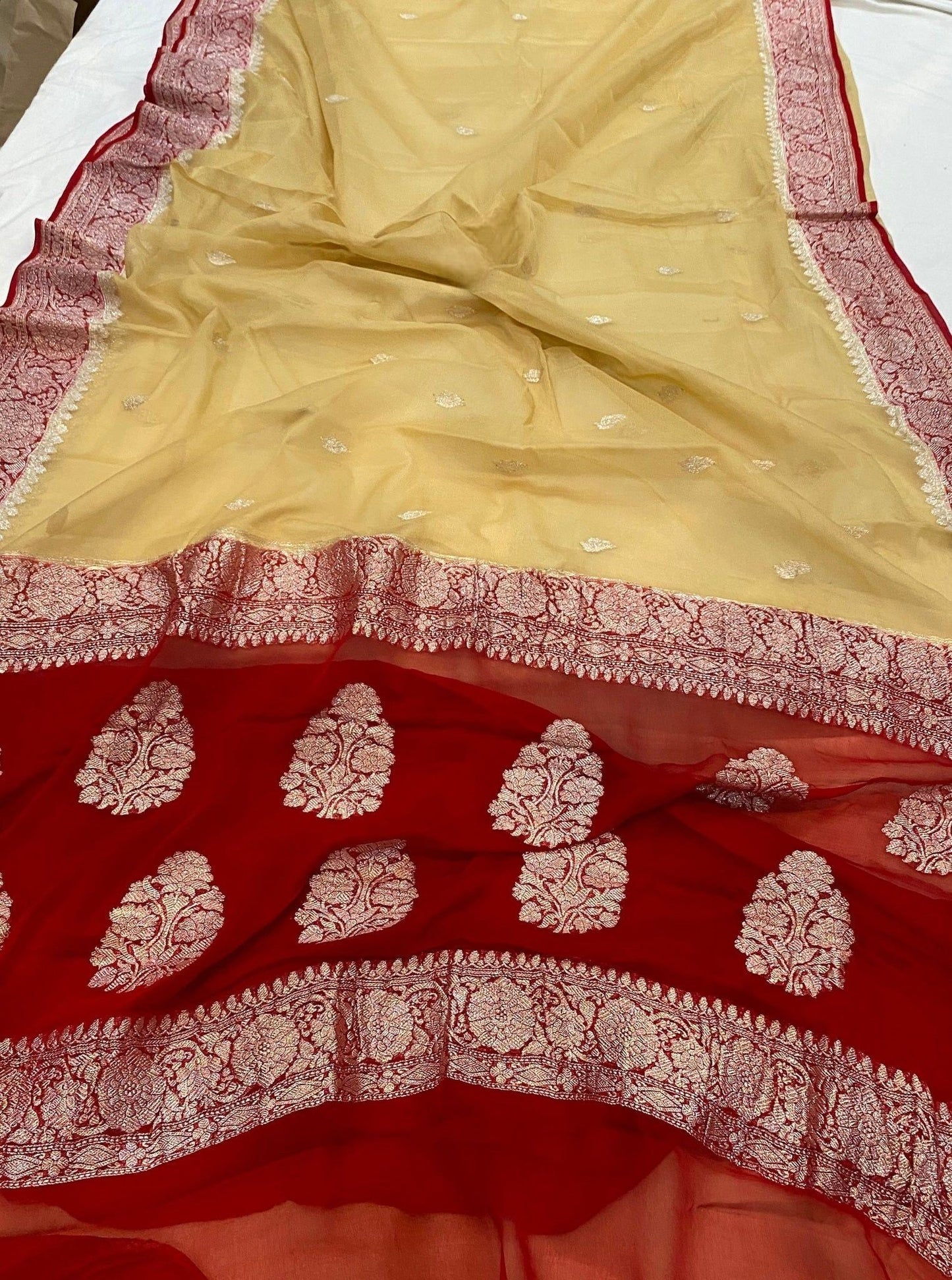 Pure Georgette Handloom Banarasi Saree