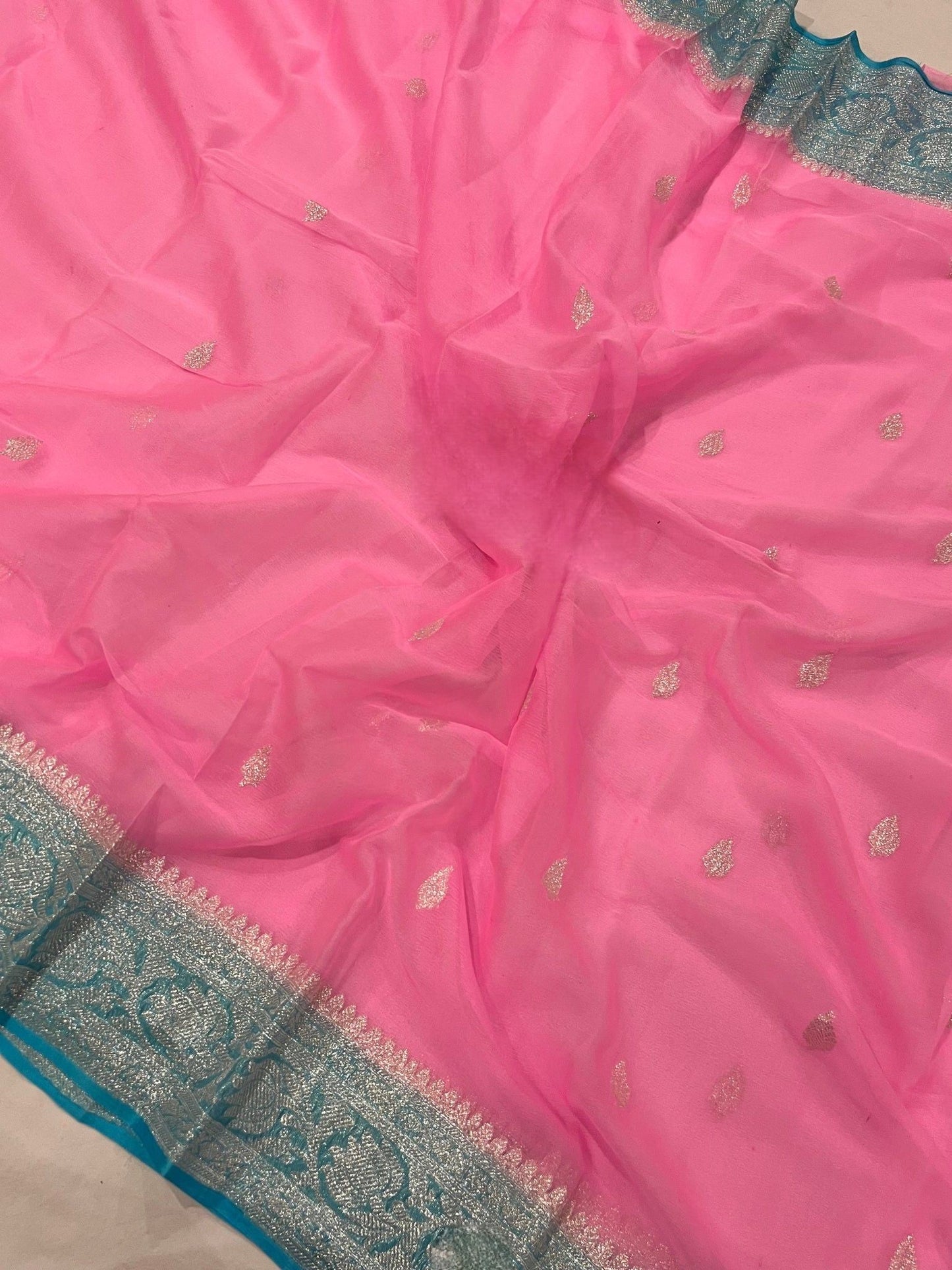Pure Georgette Handloom Banarasi Saree