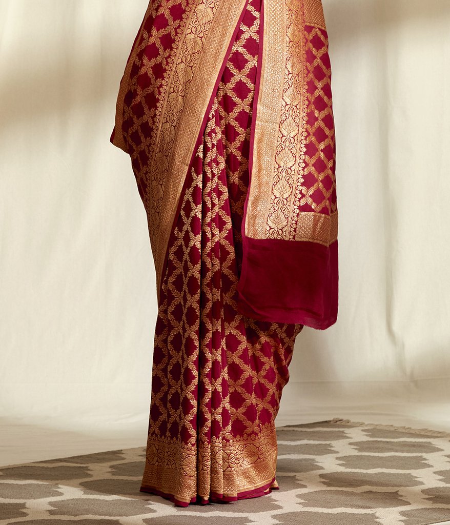 Khaddi Georgette Banarasi Saree - Gold zari