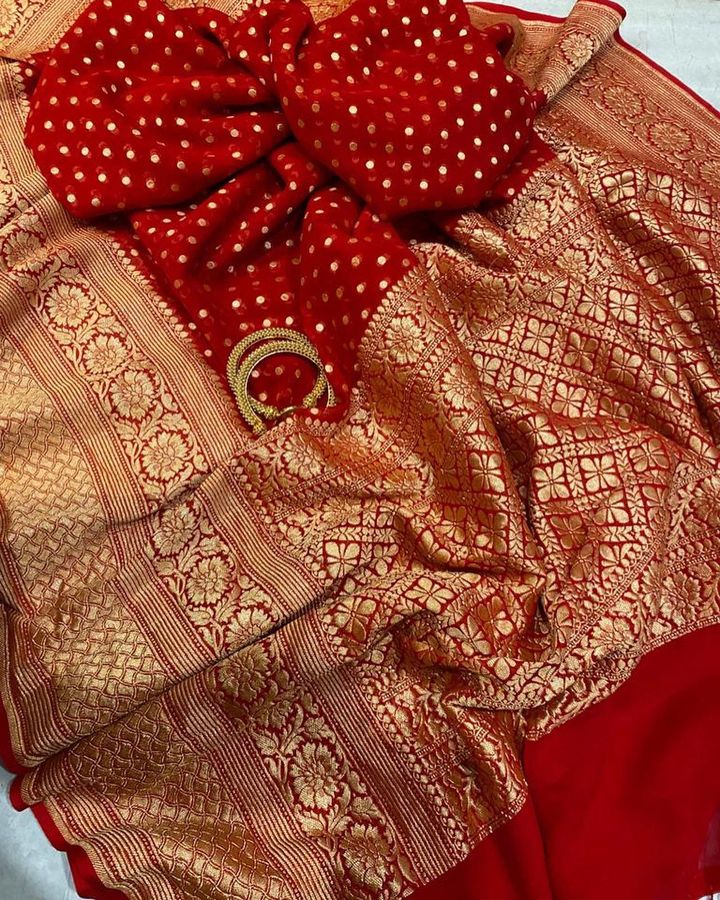 Khaddi Georgette Banarasi Saree - Gold zari