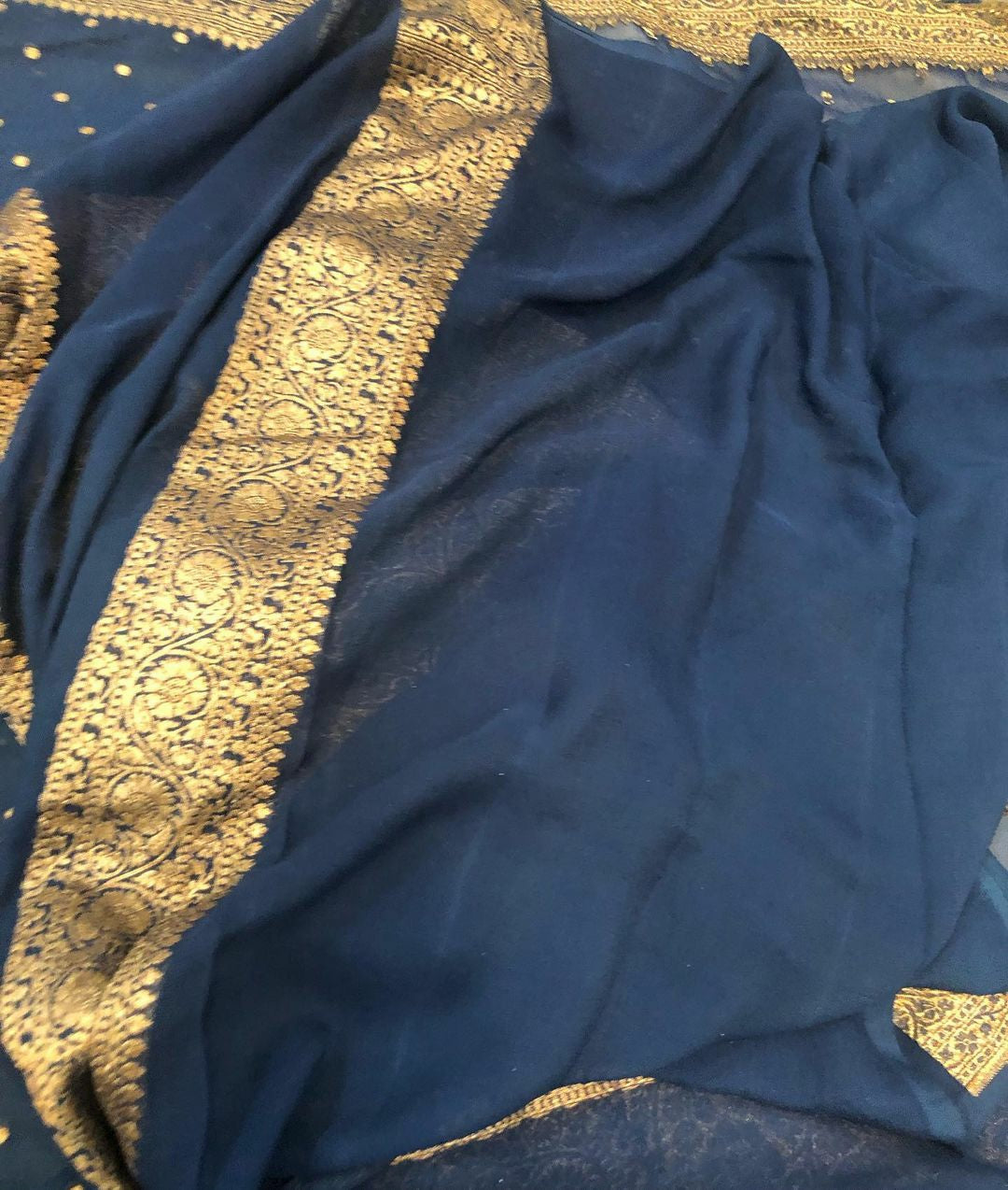 Khaddi Georgette Banarasi Saree - Antique zari