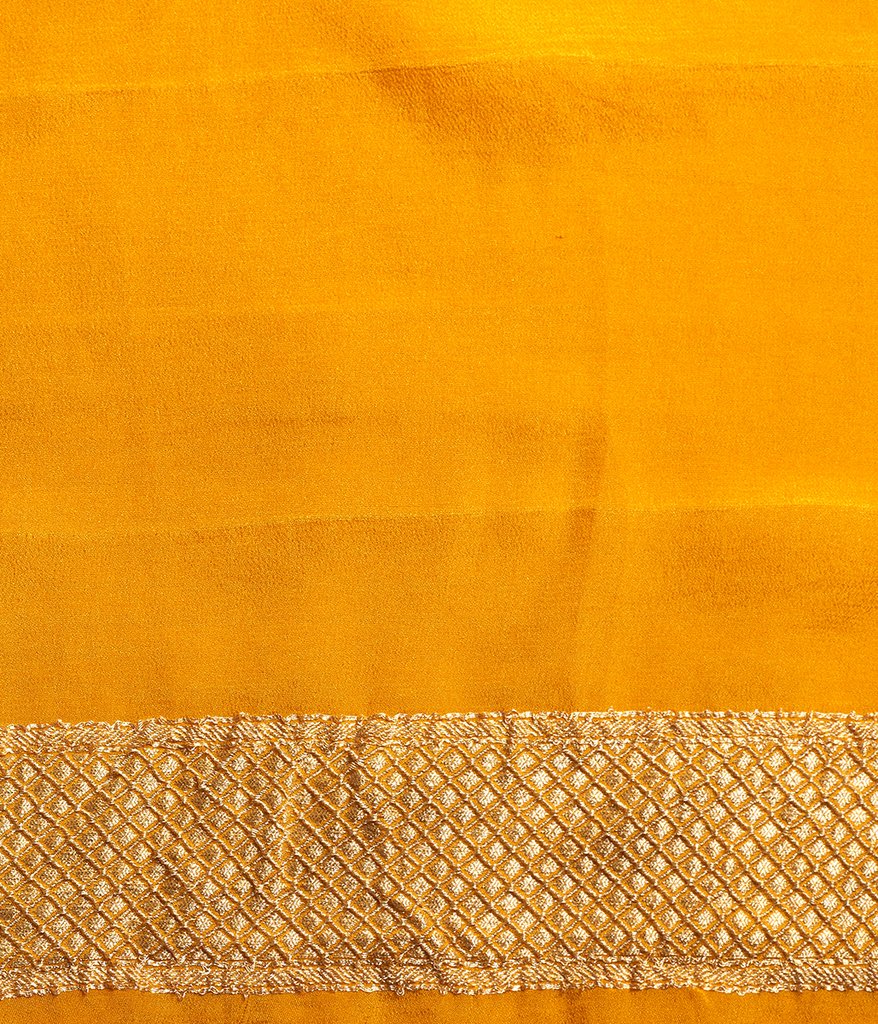 Khaddi Georgette Banarasi Saree - Gold zari