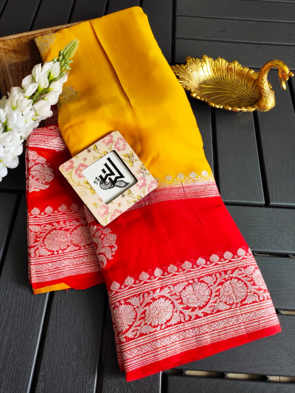 Pure Georgette Handloom Banarasi Saree