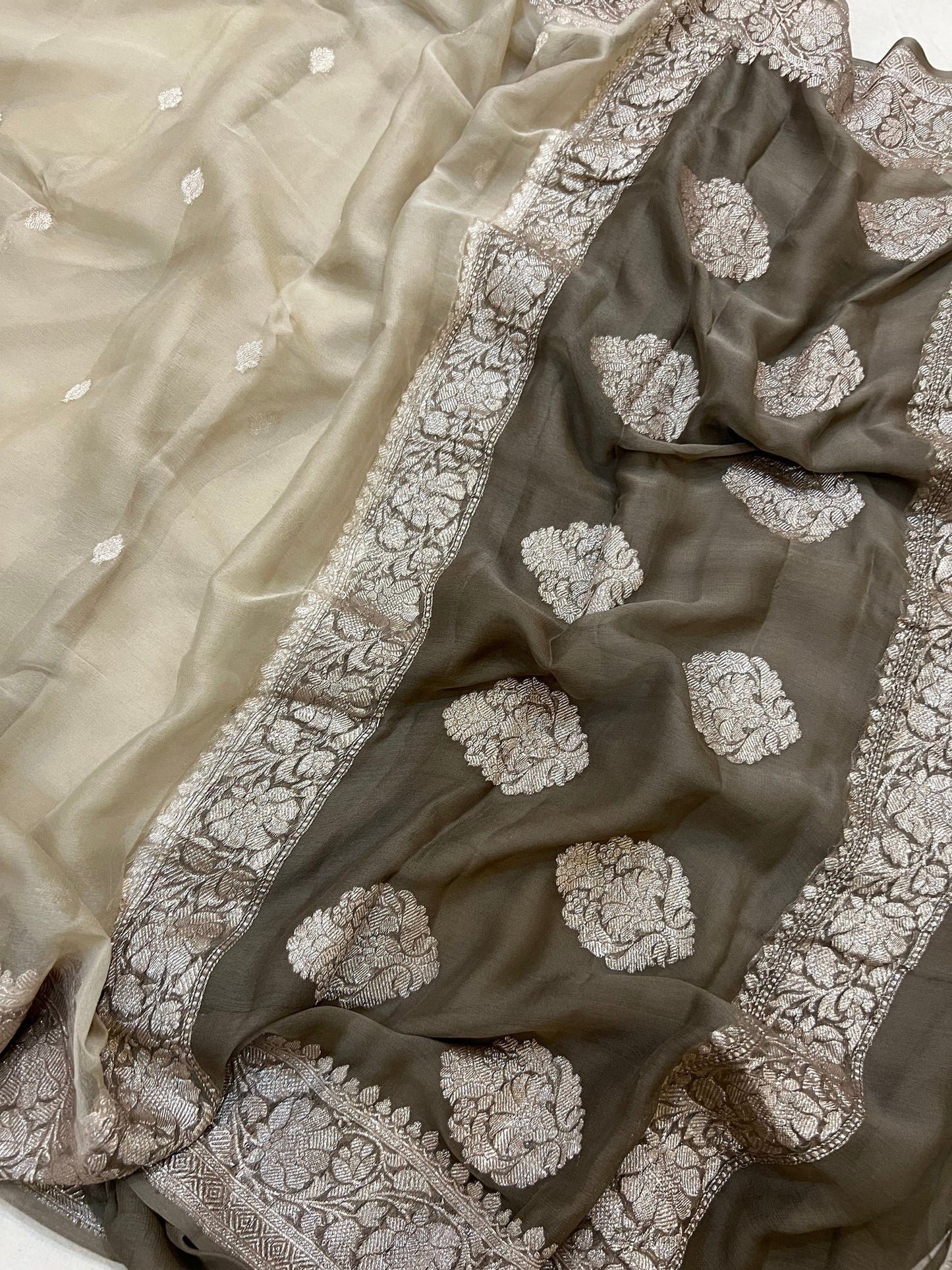 Pure Georgette Handloom Banarasi Saree