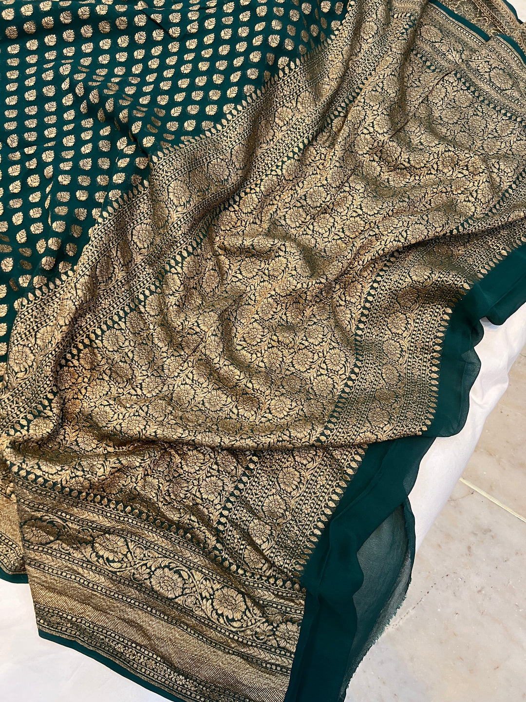 Khaddi Georgette Banarasi Saree - Antique zari
