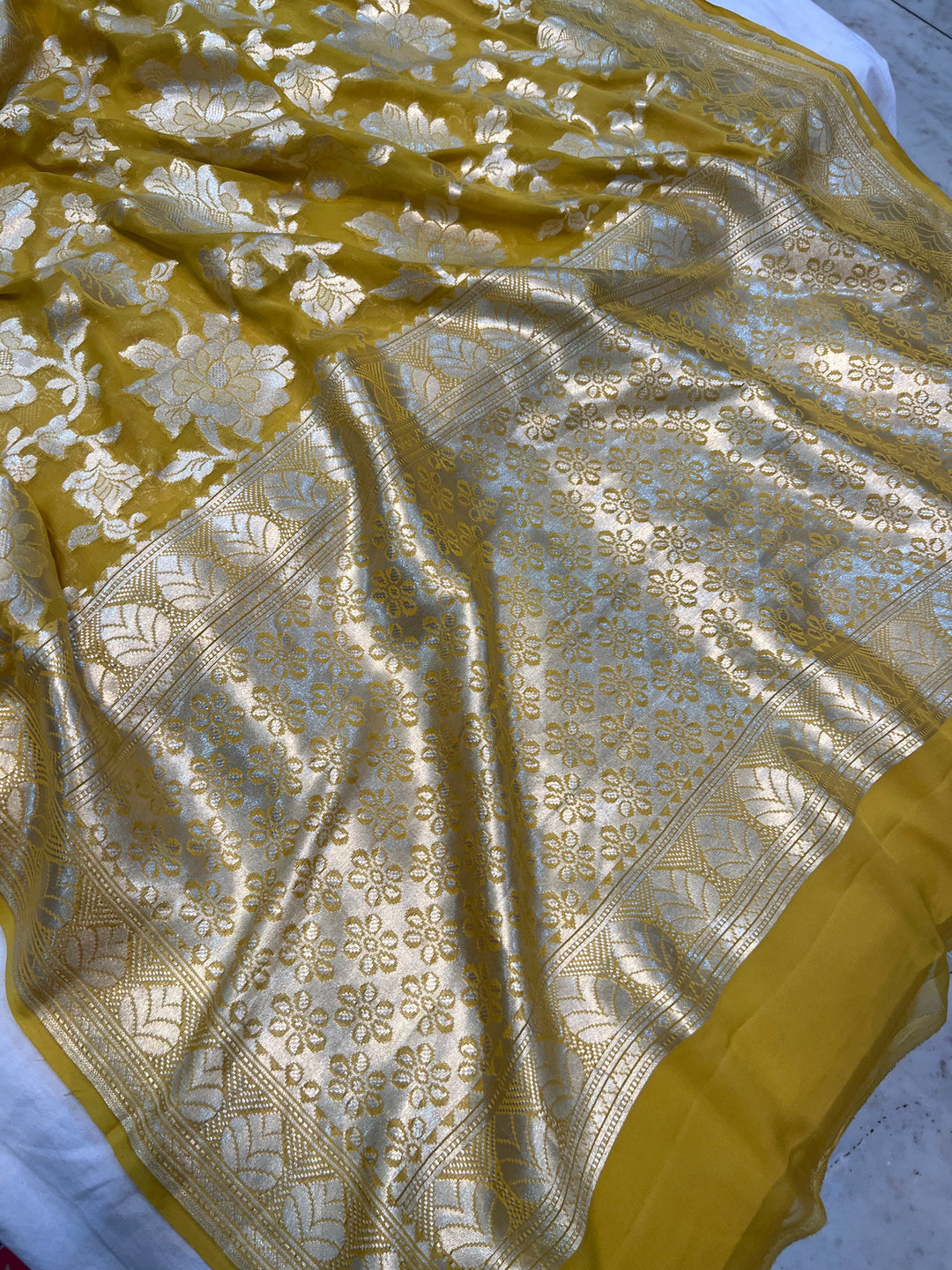 Khaddi Georgette Handloom Banarasi Saree