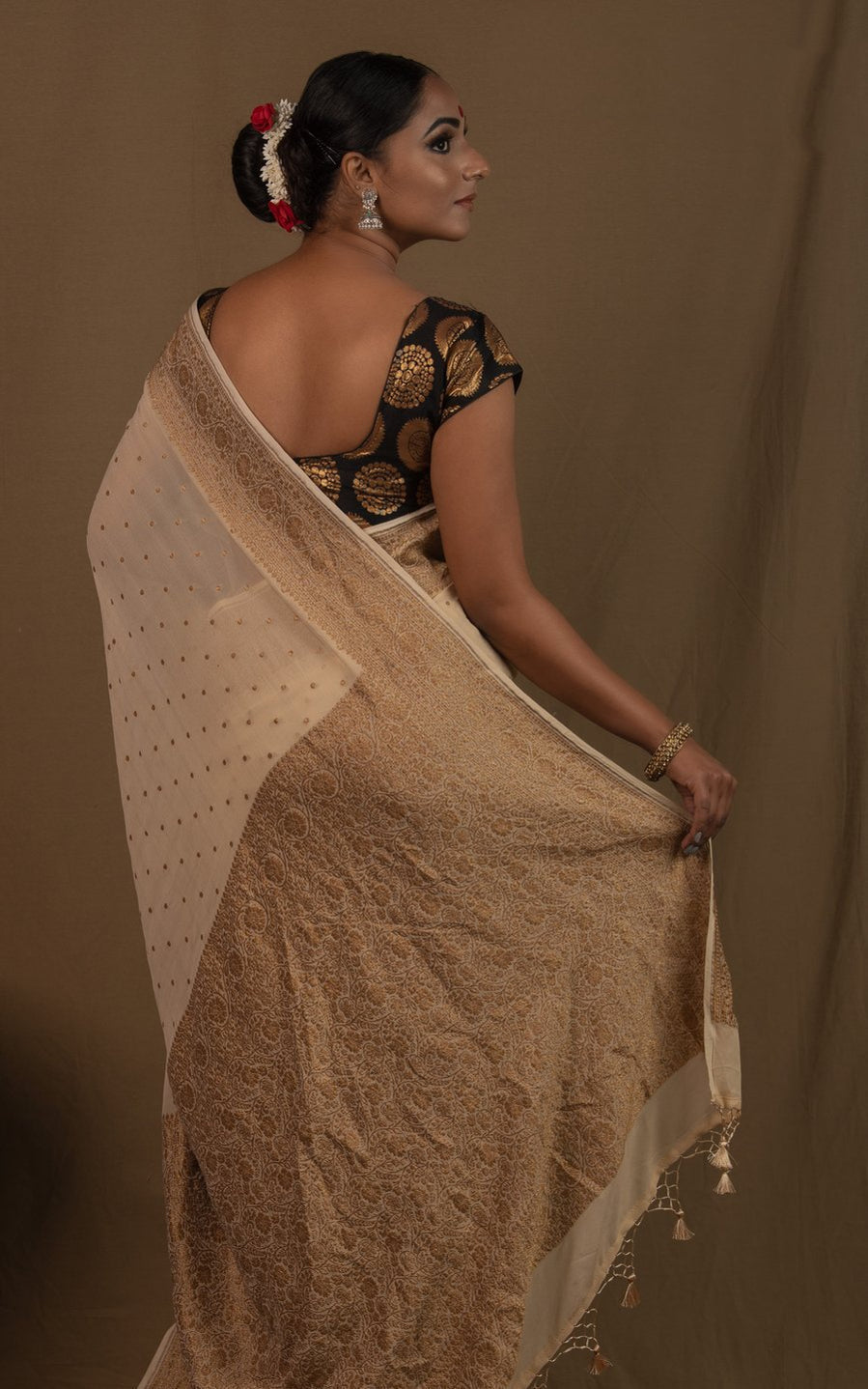 Khaddi Georgette Banarasi Saree - Antique zari